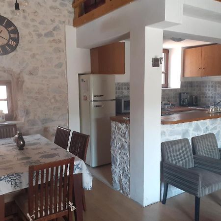 Tsitalia Cottage House Leonídion 외부 사진