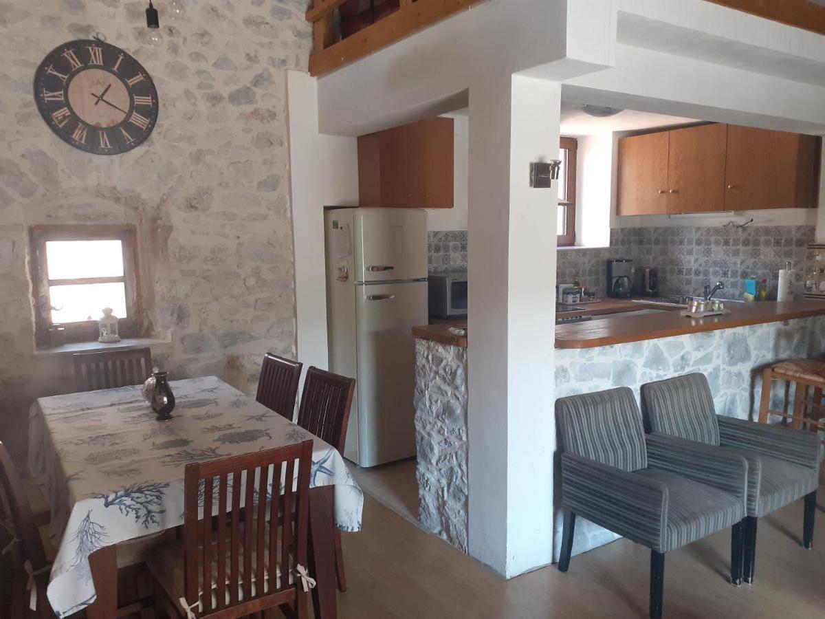 Tsitalia Cottage House Leonídion 외부 사진