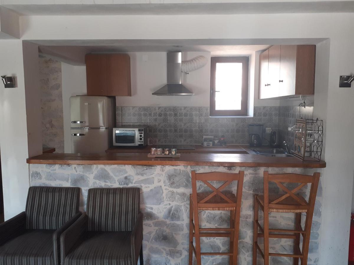 Tsitalia Cottage House Leonídion 외부 사진