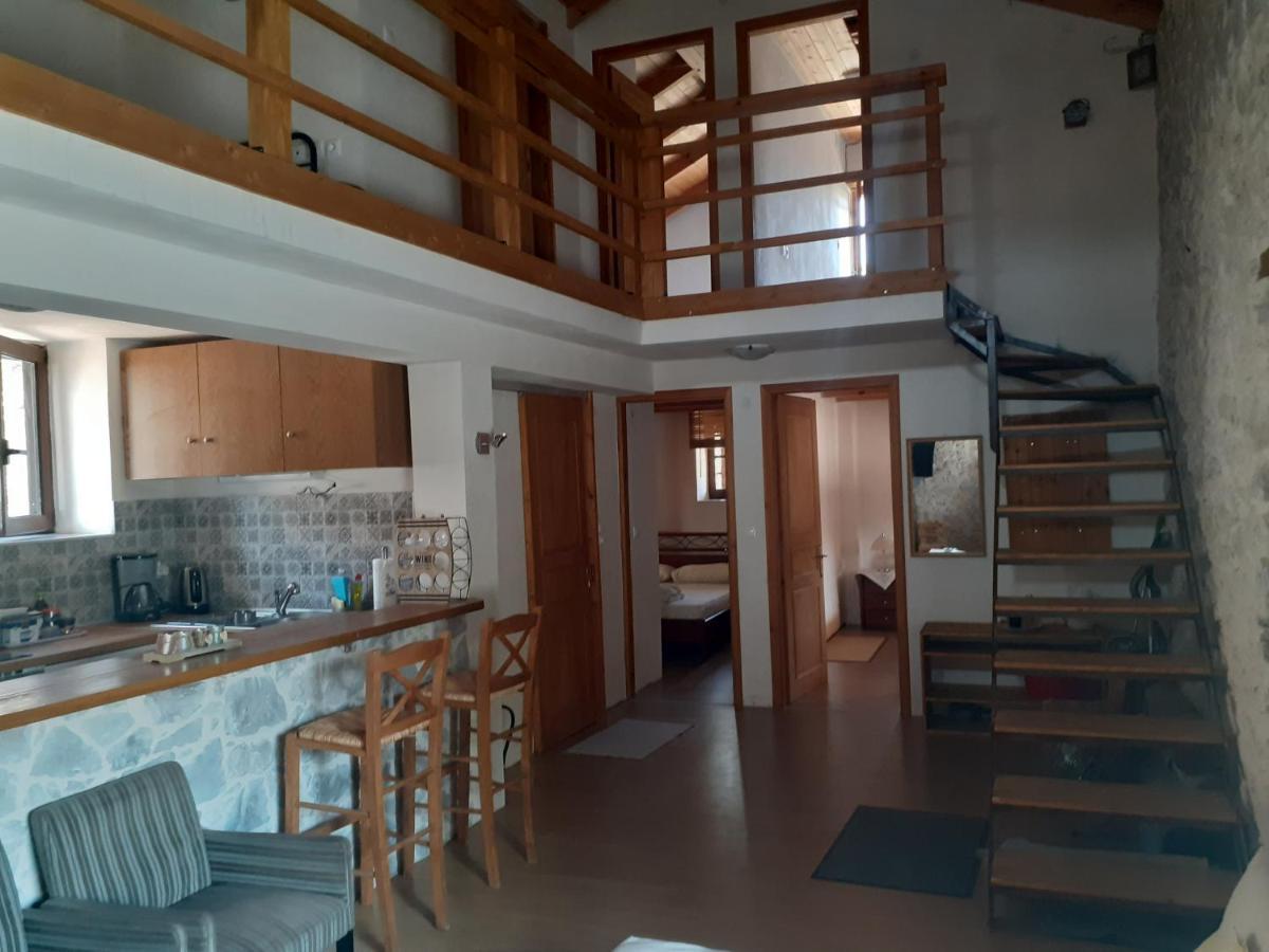 Tsitalia Cottage House Leonídion 외부 사진